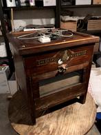 Broedmachine "The Detroit Incubator", Dieren en Toebehoren, Overige Dieren, Oktober, Mannelijk