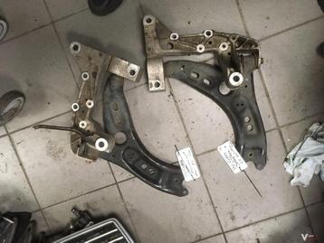 VW Caddy 2010 1.9tdi draagarm met steun L+R beschikbaar voor biedingen