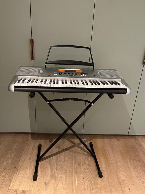 Elektronisch keyboard 61 toetsen met standaard, Musique & Instruments, Claviers, Comme neuf, 61 touches, Medeli, Sensitif, Avec pied