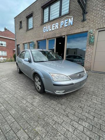 Ford mondeo disponible aux enchères