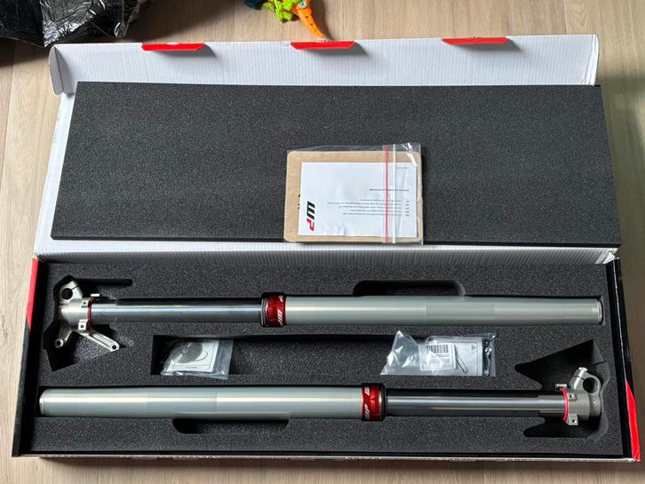 Soupape WP Kawasaki KX 250/450, Motos, Tuning & Styling, Enlèvement