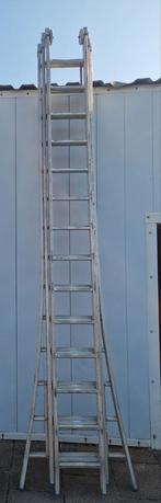 Ladder 3x14 treden +-10m, Ophalen, Zo goed als nieuw, Ladder