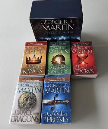 Fantasy boeken : Game of Thrones (Engelstalig ) beschikbaar voor biedingen
