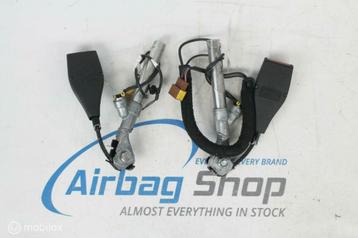 2 x Prétensionneurs Renault Trafic (2001-2015) beschikbaar voor biedingen