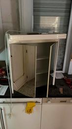 Badkamer kast met spots en stopcontact, Huis en Inrichting, Badkamer | Badkamermeubels, Ophalen