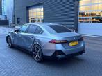 BMW 5-serie 520d M pakket M PRO|Harman Kardon|360 camera, Auto's, Automaat, Euro 6, 4 cilinders, 2000 kg