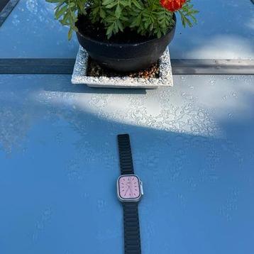 Apple Watch ultra 2 titanium GPS+cellular (LTE) beschikbaar voor biedingen