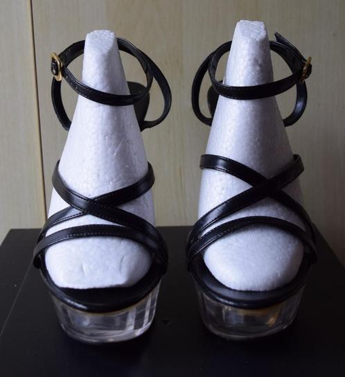 zwarte sandalen sleehakken naaldhakken 38, Kleding | Dames, Schoenen, Sandalen of Muiltjes, Zwart, Ophalen of Verzenden