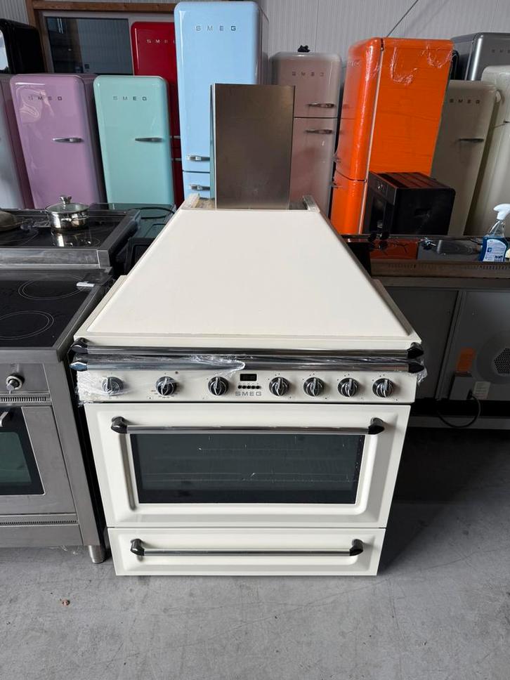 Luxe smeg vectoria inductie fornuis 90 cm breed, Elektronische apparatuur, Fornuizen, Zo goed als nieuw, Vrijstaand, Inductie