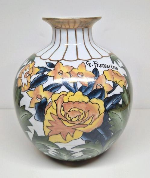 Porseleinen vaas G. Fieravino Reinhold Schlegelmilch, 1920., Antiek en Kunst, Antiek | Keramiek en Aardewerk, Ophalen of Verzenden