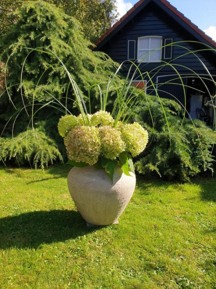 Landelijke vaas , kruik, Huis en Inrichting, Woonaccessoires | Vazen, Nieuw, Overige kleuren, Minder dan 50 cm, Kunststof, Ophalen of Verzenden