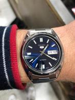 Seiko 5 snxs077 automatique cadran bleu, Handtassen en Accessoires, Horloges | Heren, Seiko, Gebruikt, Staal, Polshorloge