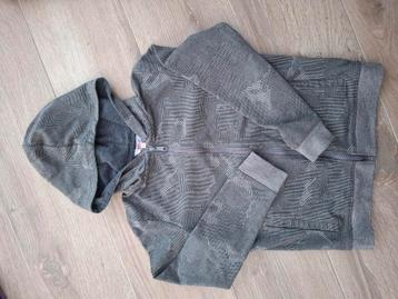 pull gilet maat 140, jbc beschikbaar voor biedingen