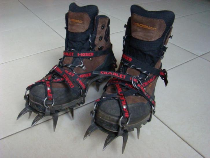 crampons Charlet Moser 12 pointes, Sport en Fitness, Snowboarden, Zo goed als nieuw, Schoenen, Ophalen
