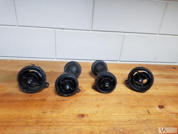 Mini R56 2006 - 2013 luchtrooster dashboard €20 per stuk beschikbaar voor biedingen