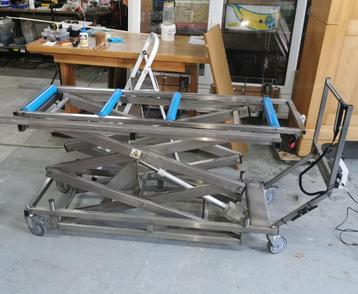 Hefwagen RVS dubbelschaars L193 draagvermogen 200kg beschikbaar voor biedingen