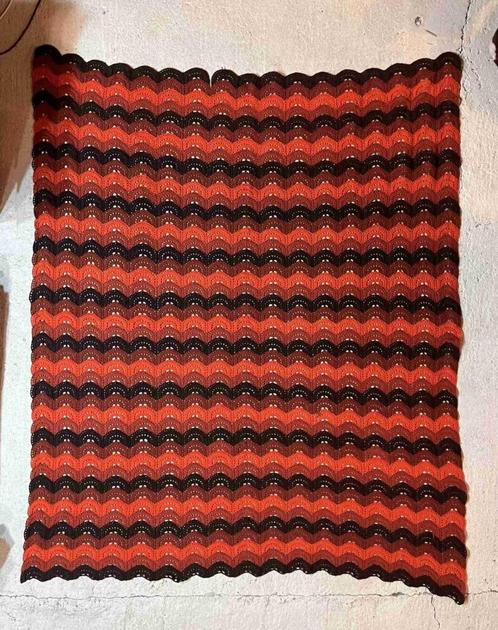 Retro granny woondeken sprei gehaakt oranje bruin 248/205, Huis en Inrichting, Woonaccessoires | Plaids en Woondekens, Zo goed als nieuw