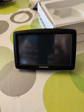A.V. GPS TOM TOM XXL beschikbaar voor biedingen