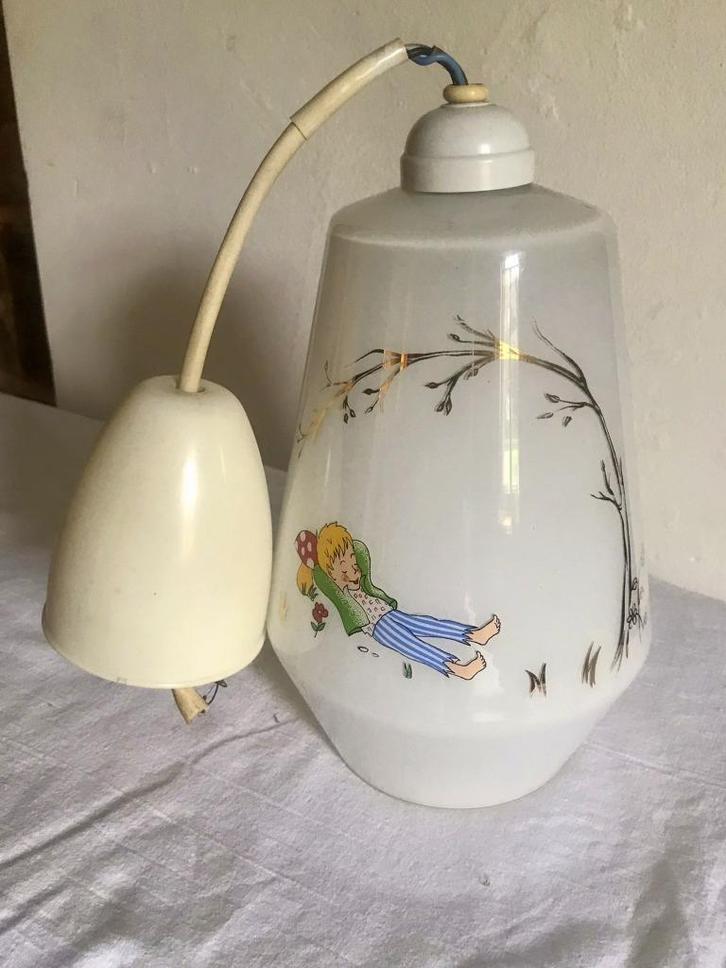 Vintage opaline kroonluchter, kinderkamer, Antiek en Kunst, Antiek | Glaswerk en Kristal, Ophalen of Verzenden