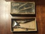 US WW2 clip cutter OSTER, Ophalen of Verzenden, Landmacht, Overige typen