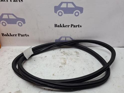 Portierrubber 4Deurs rechts-achter van een BMW 1-Serie, Auto-onderdelen, Carrosserie, BMW, Gebruikt, 3 maanden garantie