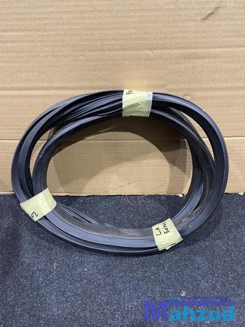 PEUGEOT 108 links achter deurrubber 2014+ beschikbaar voor biedingen