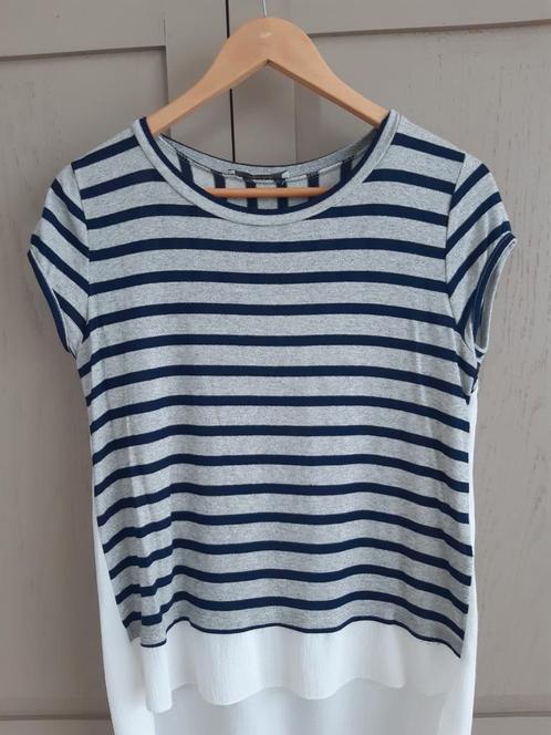 Leuk T- shirtje  / bloesje " Piazza Italia " Maat Medium., Kleding | Dames, T-shirts, Zo goed als nieuw, Ophalen of Verzenden