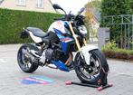 BMW F 900R Sport 35kw, Motoren, Motoren | BMW, Handvatverwarming, Bedrijf, Minimaal motorrijbewijs A2, 12 t/m 35 kW