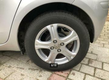 Velg Toyota Yaris beschikbaar voor biedingen