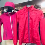deux vestes coupe vent, Quechua, Ophalen, Zo goed als nieuw, Rood