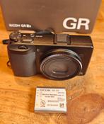 Ricoh GR IIIx – Als nieuw (slechts 2.197 clicks!)   GRIIIx, Compact, Ophalen of Verzenden, Zo goed als nieuw, Overige Merken