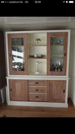 Teak houten buffet/vitrinekast wit/licht white wash, Huis en Inrichting, Kasten | Buffetkasten, Ophalen, Zo goed als nieuw