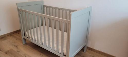 Lit bébé 60x120 cm Péricles + matelas AeroSleep+ tour de lit, Kinderen en Baby's, Kinderkamer | Complete kinderkamers, Gebruikt