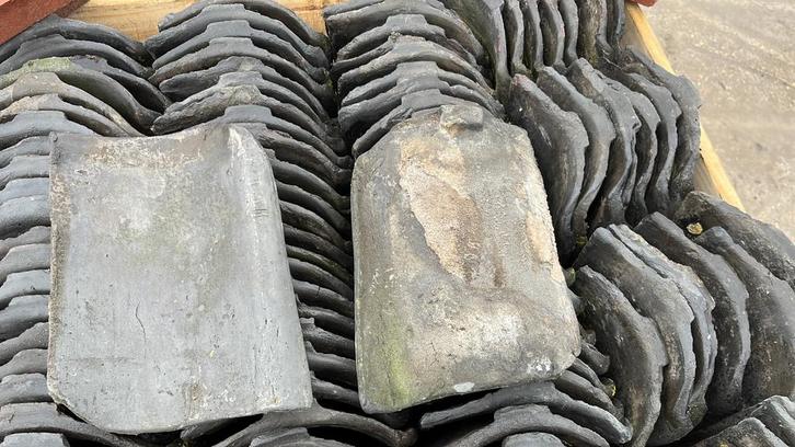 Boomse pannen (5000 stuks), Doe-het-zelf en Bouw, Dakpannen en Dakbedekking, Zo goed als nieuw, Dakpannen, Blauw, Ophalen