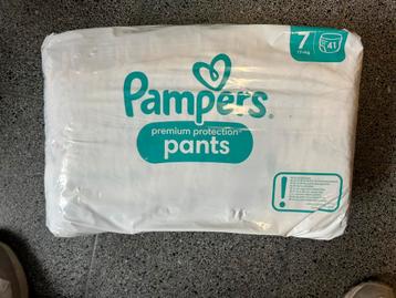 Pamper pants maat 7 beschikbaar voor biedingen