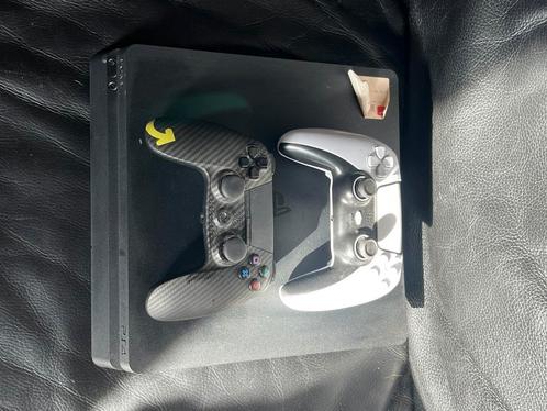 Ps4+9jeux avec 2 manette, Games en Spelcomputers, Spelcomputers | Sony Consoles | Accessoires, Zo goed als nieuw, Ophalen