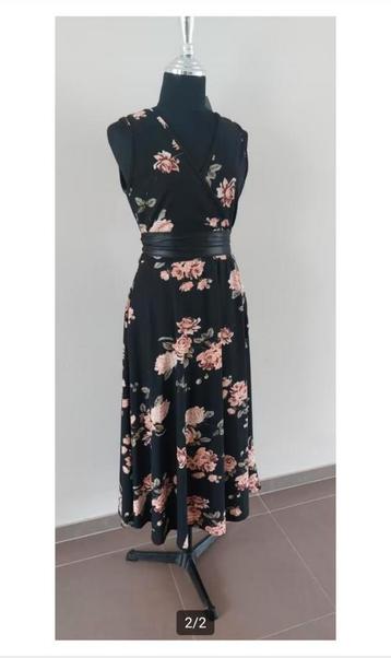 Jurk maat smal nieuw beschikbaar voor biedingen