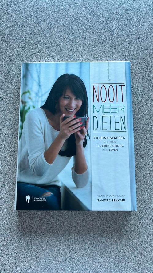 Sandra Bekkari - Nooit meer diëten, Livres, Livres de cuisine, Comme neuf, Enlèvement