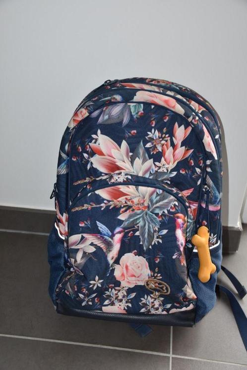 Stones and bones boekentas rugzak aspen floral indigo, Handtassen en Accessoires, Tassen | Schooltassen, Zo goed als nieuw, Rugtas