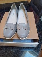 Chaussures Damart Femmes 41, Schoenen met lage hakken, Nieuw, Ophalen of Verzenden, Grijs