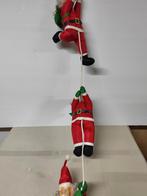 Hangende kerstmannen. Kerstman 44 cm. Totale lengte 1m50., Diversen, Kerst, Ophalen, Zo goed als nieuw