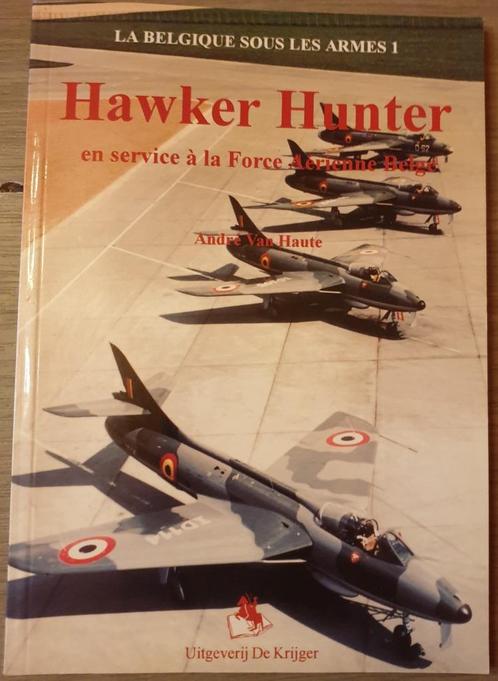 LUCHTOORLOG VLIEGTUIGEN Hawker Hunter en service à la Force, Verzamelen, Luchtvaart en Vliegtuigspotten, Nieuw, Ophalen of Verzenden