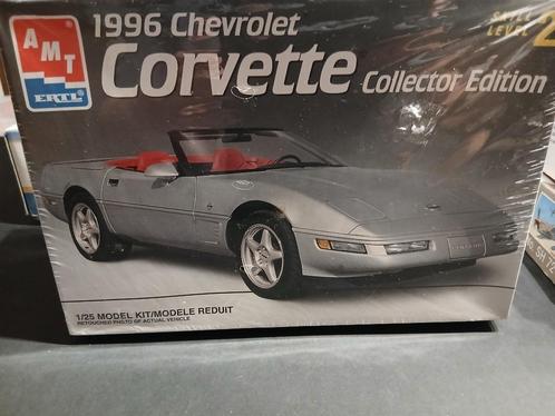 AMT (8031): Chevrolet Corvette Collector uit 1996 ed. 1:25, Hobby en Vrije tijd, Modelbouw | Auto's en Voertuigen, Nieuw, Auto