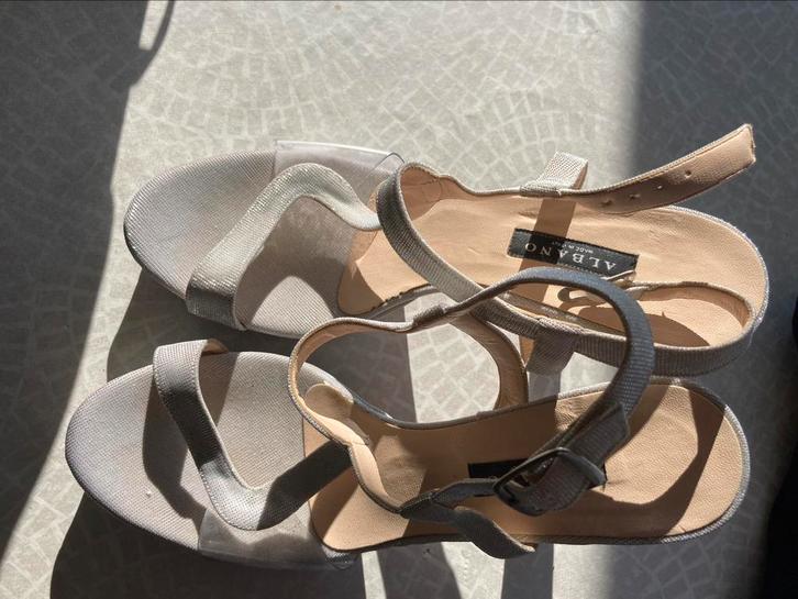 Italiaanse merkschoenen van Albano, maat 39, Kleding | Dames, Schoenen, Zo goed als nieuw, Ophalen