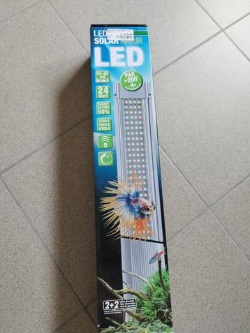 Jbl aquarium verlichting  beschikbaar voor biedingen