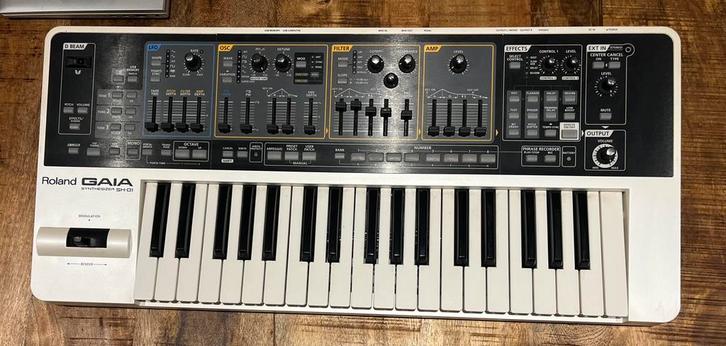 Roland Gaia SH-01, Muziek en Instrumenten, Synthesizers, Zo goed als nieuw, Roland, Ophalen