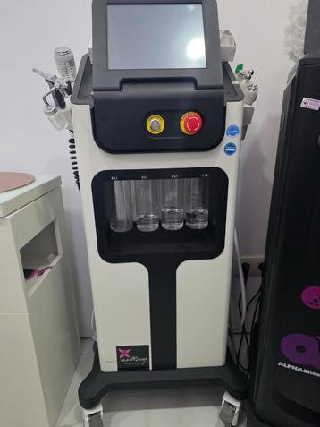 hydrafaciaal  beschikbaar voor biedingen