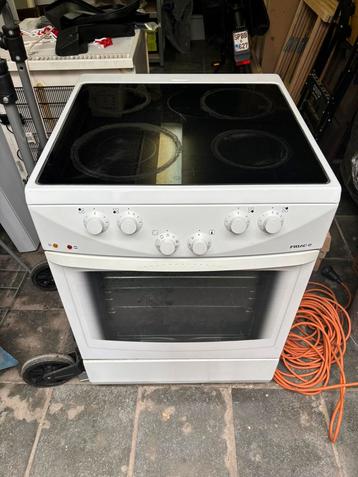 Fornuis met oven Friac - Vitrokeramisch - nieuwe prijs beschikbaar voor biedingen