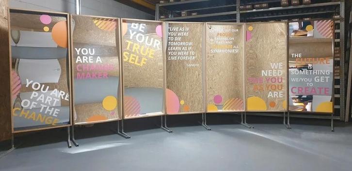 Lachspiegels met motiverende teksten - te huur, Hobby en Vrije tijd, Feestartikelen | Verhuur, Nieuw, Ophalen of Verzenden