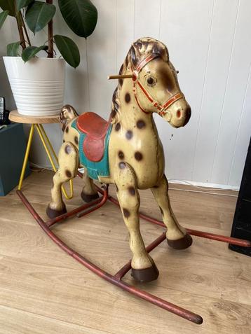 Vintage hobbelpaard Mobo Bronco (1950) beschikbaar voor biedingen